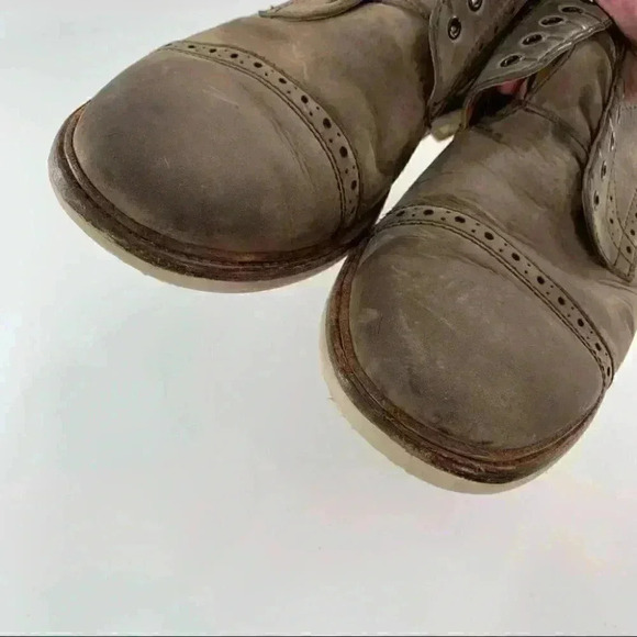 Frye mens wingtip Oxfords size 12 brown suede cap toe brogue main image 4